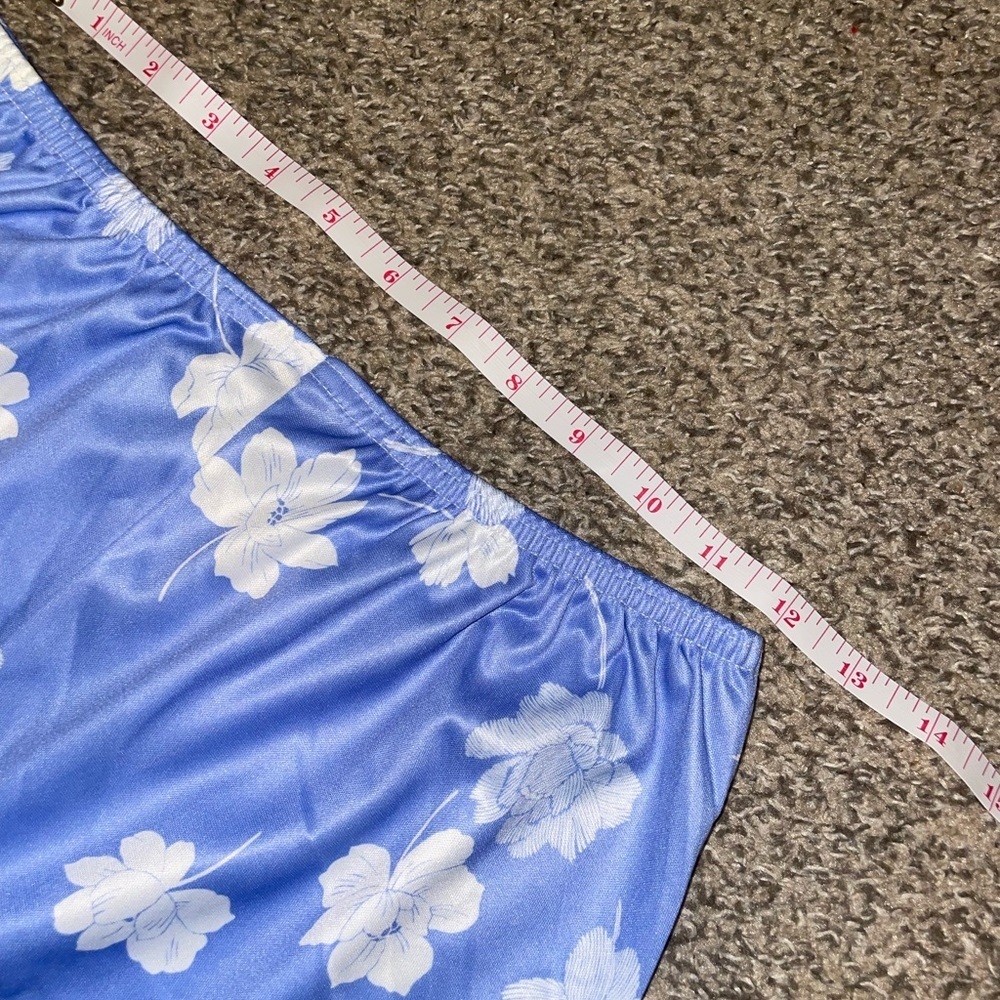 Vintage JCPenney Blue and White Floral Women's Pajama Set - Picture 3 of 6